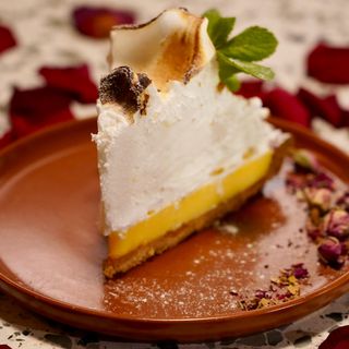 Tarta cytrynowa z bezą włoską