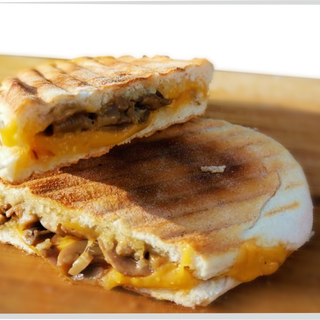 Meniu Sandwich cu Ciuperci si Cheddar 