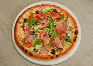 Прошуто з печеним перцем