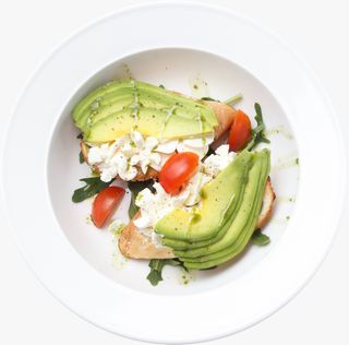 Брускетта с авокадо