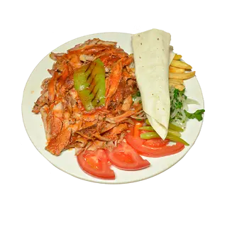 Донер  с курицей на тарелке