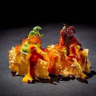 Crispy rice salmon mango 2 pezzi