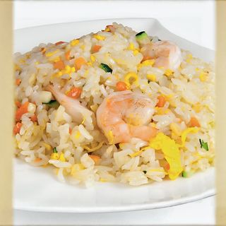 Riso fritto con gamberi