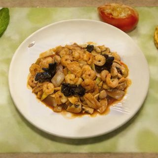 84. Скариди с бамбук и гъби (550гр)