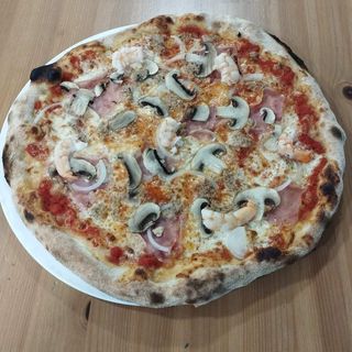 Pizza Mare E Monti