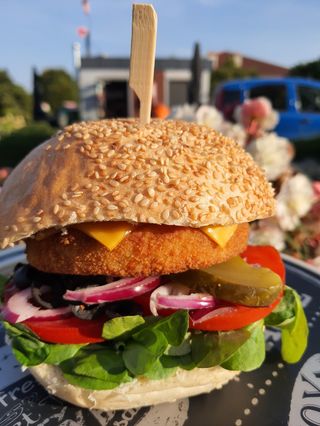 Burger Kalafiorowe serce 