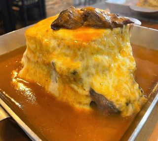 Francesinha de Lombo