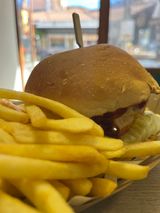 Рибен бургер