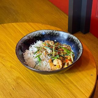 Жовте карі з тигровими креветками та рисом (350г)