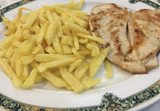 Filete De Pollo Con Patatas Fritas