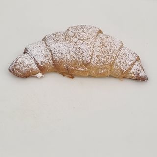 Cornetto marmellata alle fragole