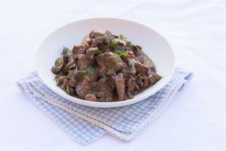162. Manzo con funghi e bambù