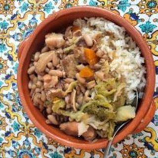Feijoada Transmontana, com arroz e salada
