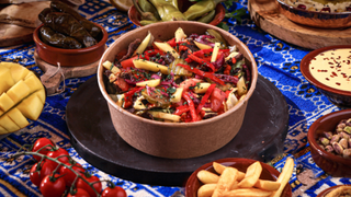 Mangos - BOWL (jak sałatka + Frytki)