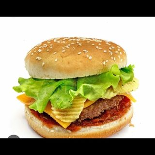 Panino kebab con provola, bacon e insalata