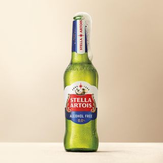 Пиво Stella Artois Світле Фільтроване Безалкогольне 0.33 Л