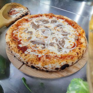 Pizza Tonno