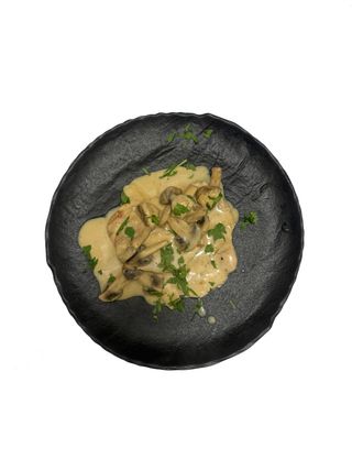 Pileći file u sosu od šampinjona