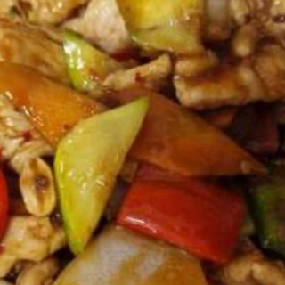 Pollo Con Salsa Picante