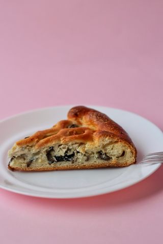 Пиріг з куркою та грибами