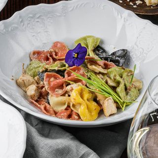 Paste pentru copii cu piept de găină