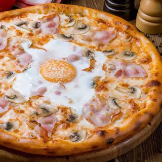 Pizza Blanca Carbonara