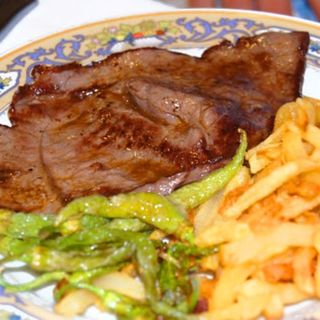 Filete De Ternera A La Plancha Con Patatas