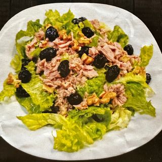 Зелена салата с риба тон (300г.)