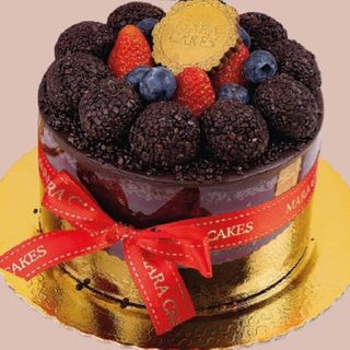 Bolo Meio Amargo e Frutos Vermelhos