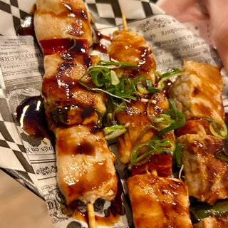 Pinchito A La Brasa Yakitori (2 Pzs.)