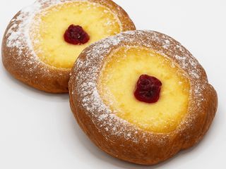 Ватрушка з творогом (228g)