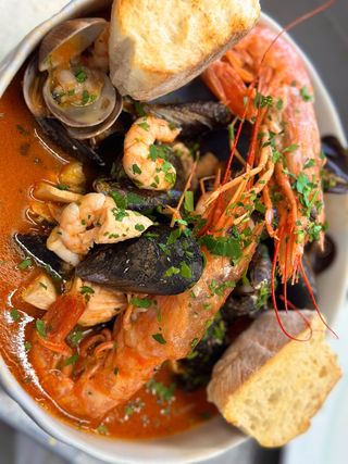 ZUPPA DI PESCE
