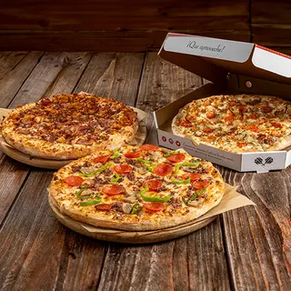 3 Pizzas Familiares