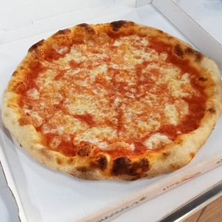 Pizza Margherita Mediana (30 cm.)