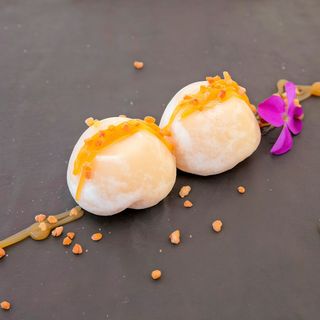 Mochis de caramelo salado y almendras 2uds