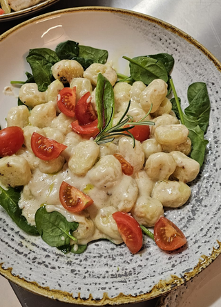 Gnocchi w sosie serowym