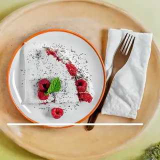 Tapioca com Compota, Banana e Frutos Vermelhos