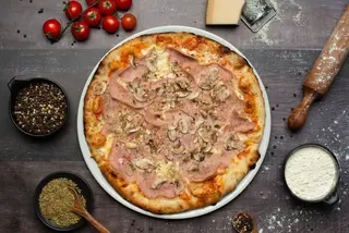 Pizza Capricciosa 32cm