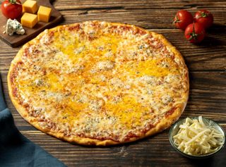 პიცა 5 ყველით