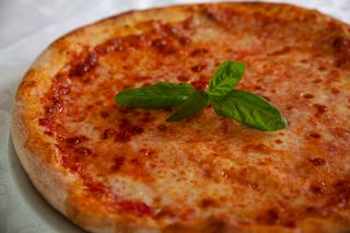 Pizza Margarita (30 Cm.)