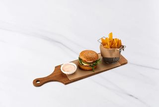 Детский говяжий бургер с картофелем фри