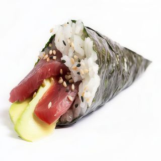 Temaki De Atún Con Aguacate (1 Pza.)