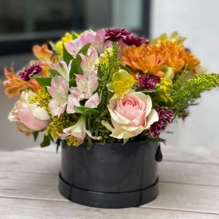 Cajita flores variadas