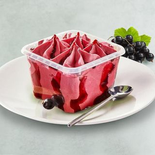 Krem sladoled crni ribiz