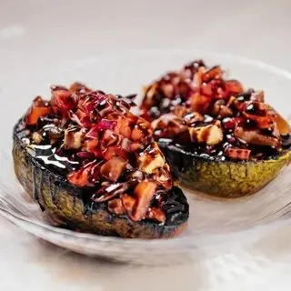 Aguacate a la Brasa