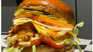 Classic chicken burger