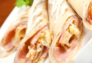 Crêpe Oeuf Charcuterie Fromage