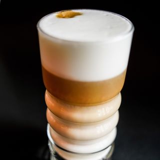 Latte Macchiato cu lapte vegetal