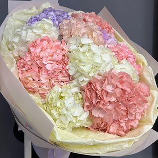 Букет "9 гортензій" 