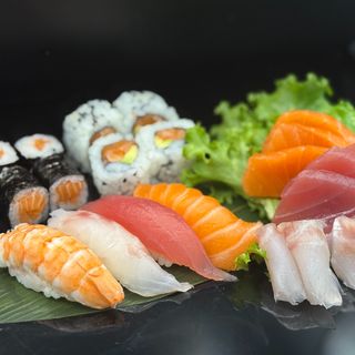 162. Sushi e sashimi - 21 pezzi